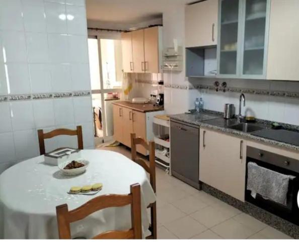 Torremolinos Alquilo Habitacion Con Bano Compartido Y Cocina Compartida Exteriér fotografie
